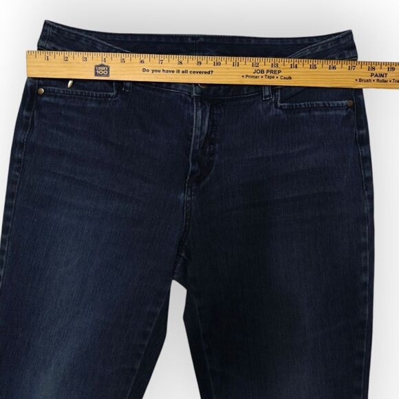 Chico's So Slimming Blue Straight Leg Jeans Classic Style Size L/12 2 - Picture 3 of 8